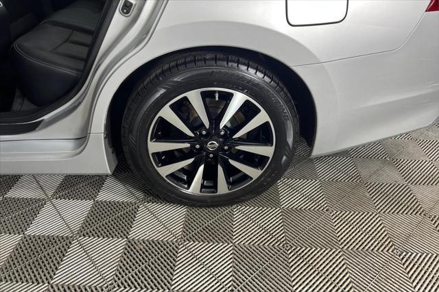 used 2018 Nissan Altima car, priced at $9,995