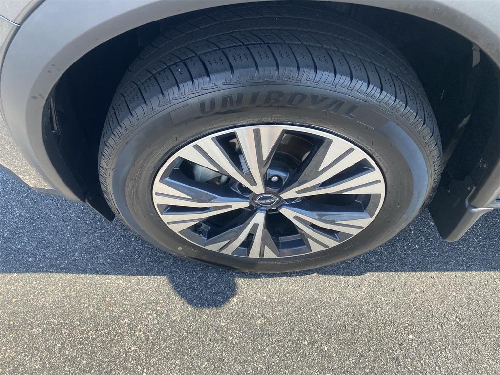 used 2023 Nissan Rogue car, priced at $22,508