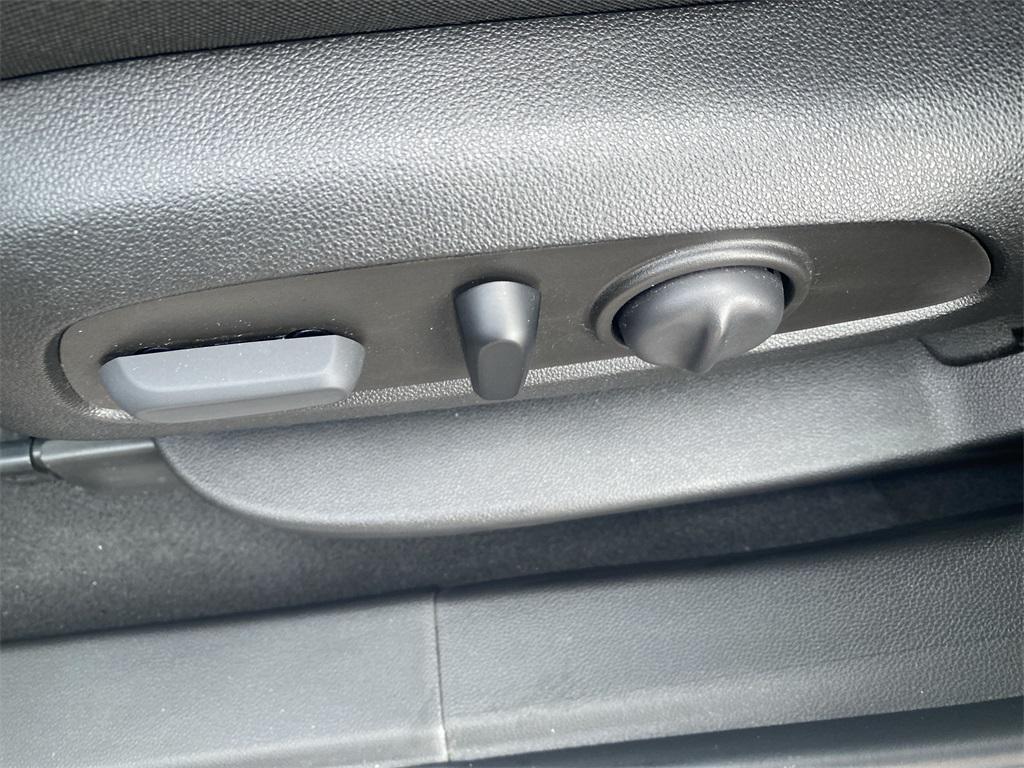 used 2021 Chevrolet Blazer car, priced at $21,112