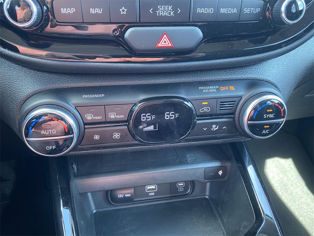 used 2025 Kia Soul car, priced at $21,989