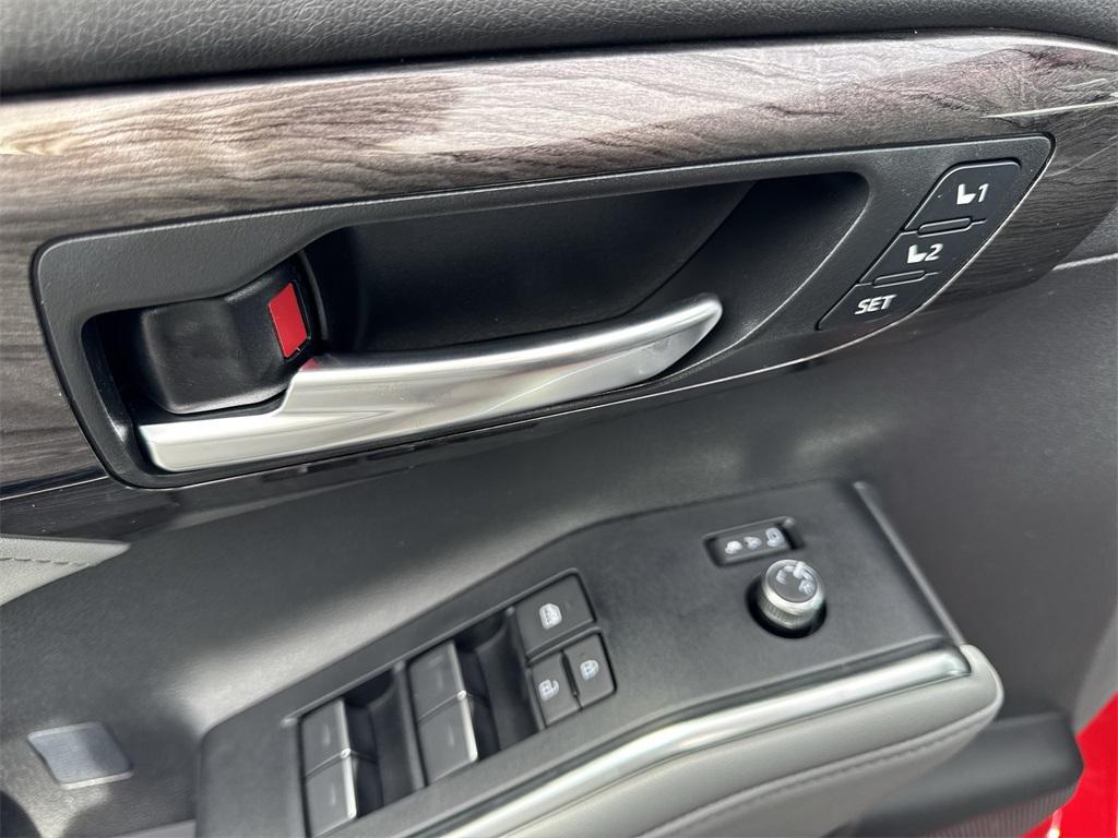 new 2026 Toyota Highlander car, priced at $54,602