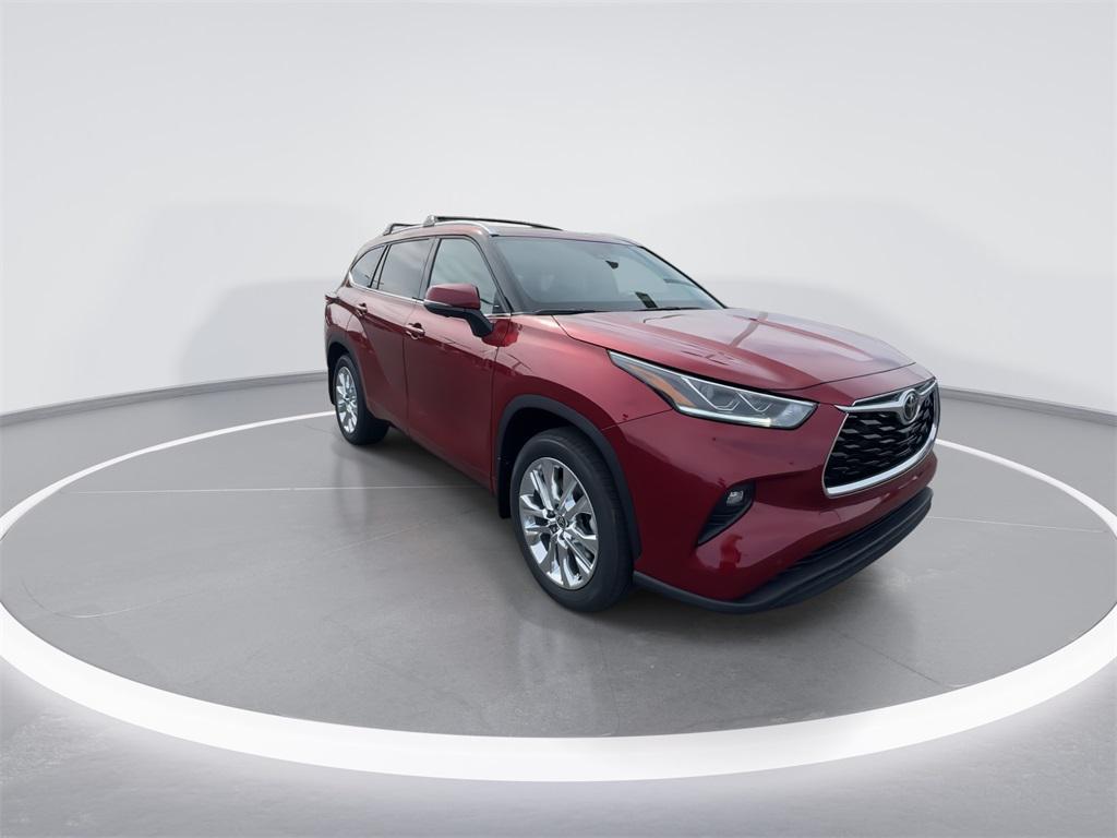 new 2026 Toyota Highlander car, priced at $54,602