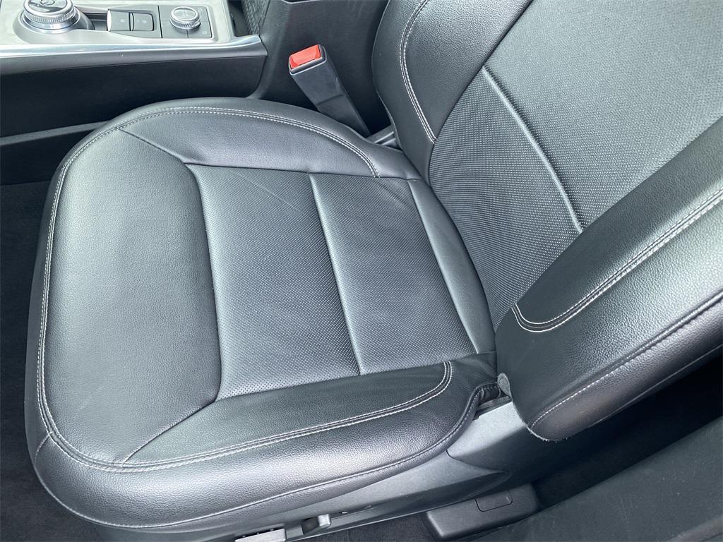 used 2023 Ford Explorer car, priced at $33,452