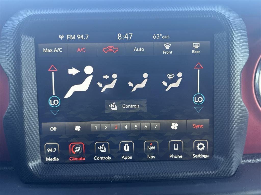 used 2021 Jeep Gladiator car, priced at $37,417