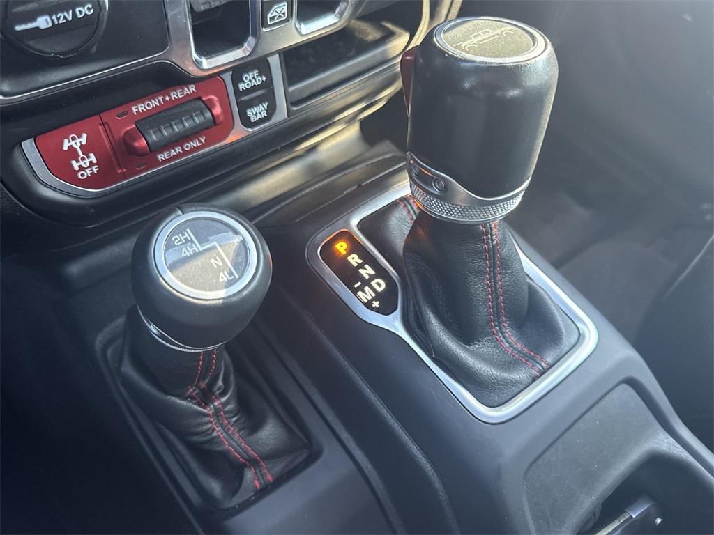 used 2021 Jeep Gladiator car, priced at $37,417