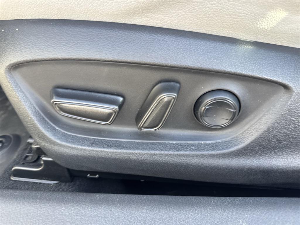 used 2022 Toyota Camry car, priced at $25,464