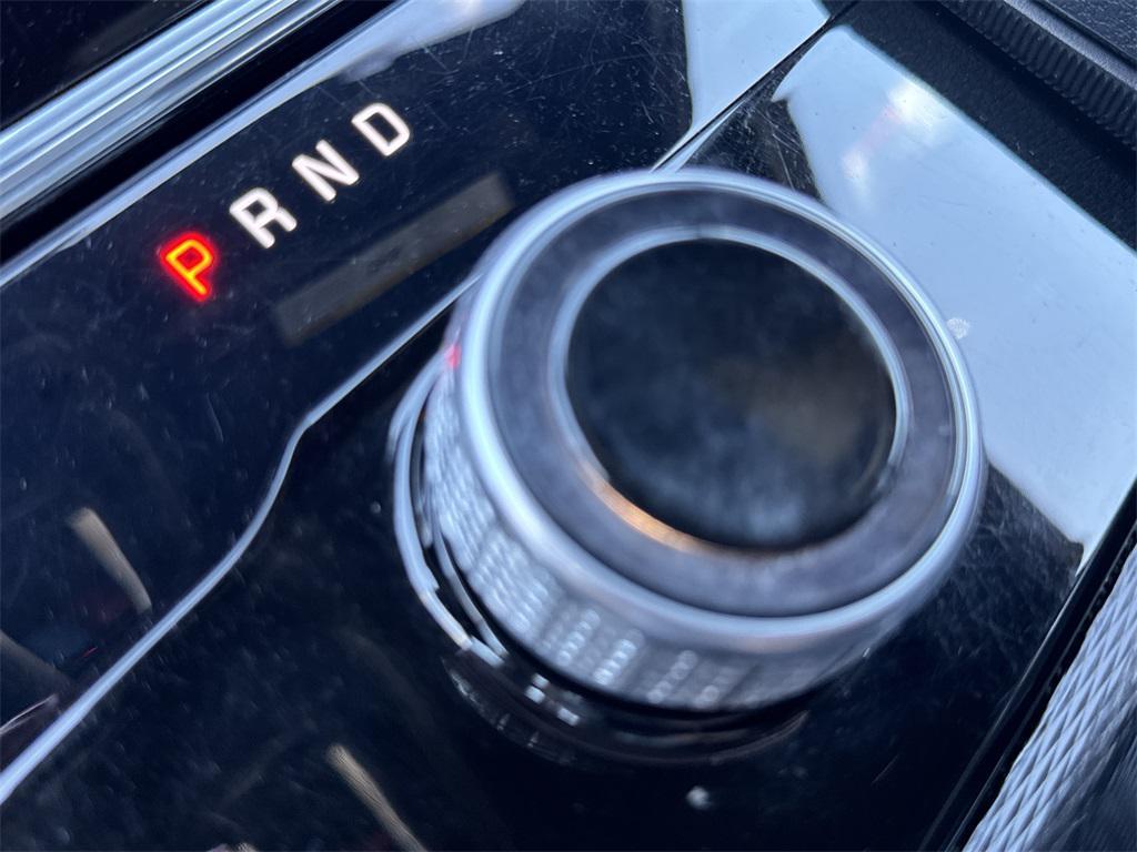 used 2024 Jeep Grand Cherokee L car, priced at $33,052