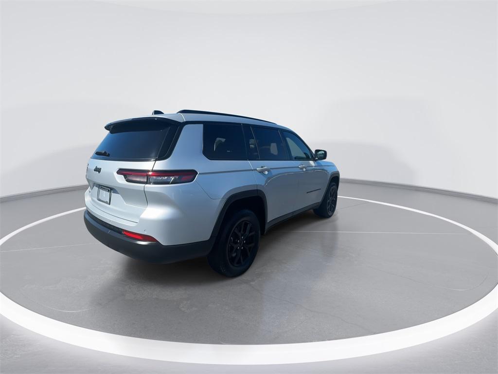 used 2024 Jeep Grand Cherokee L car, priced at $33,052