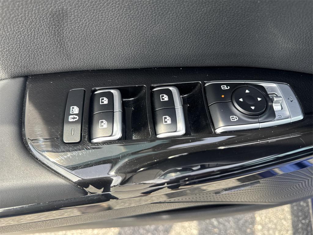 used 2025 Kia K5 car, priced at $28,273