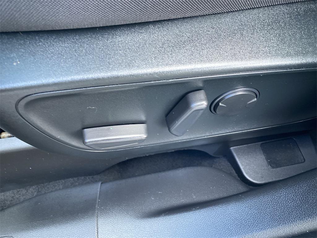 used 2022 Ford Escape car, priced at $22,025