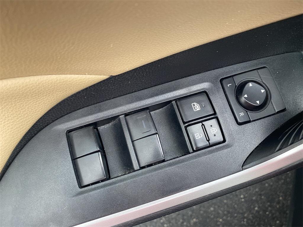 used 2020 Toyota RAV4 Hybrid car, priced at $25,807