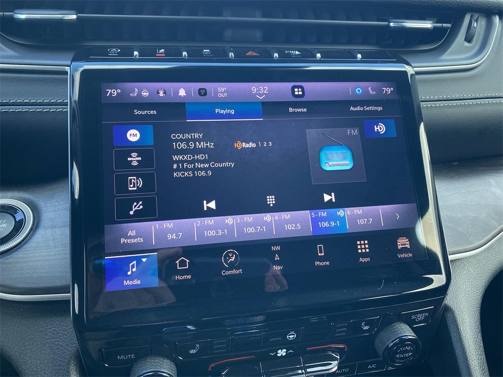 used 2021 Jeep Grand Cherokee L car