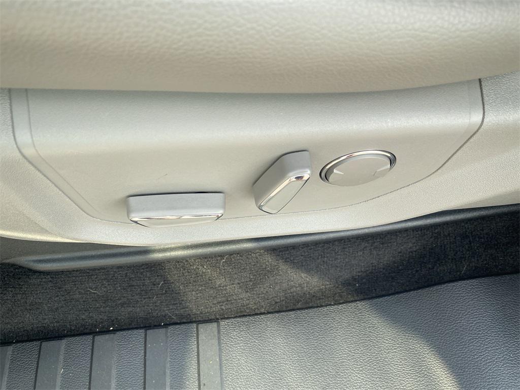 used 2018 Ford F-150 car, priced at $25,248