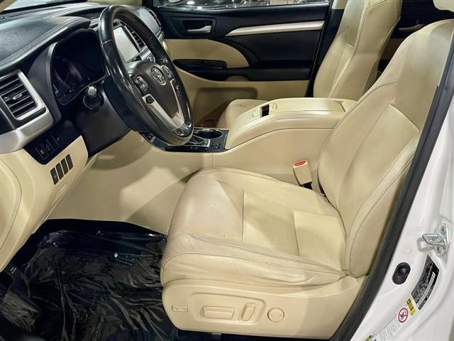 used 2017 Toyota Highlander car, priced at $22,995