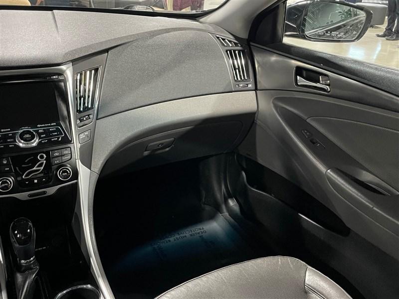 used 2015 Hyundai Sonata Hybrid car, priced at $7,995