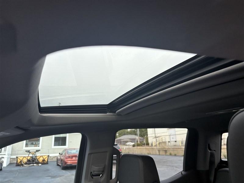 used 2022 Chevrolet Silverado 1500 car, priced at $45,888