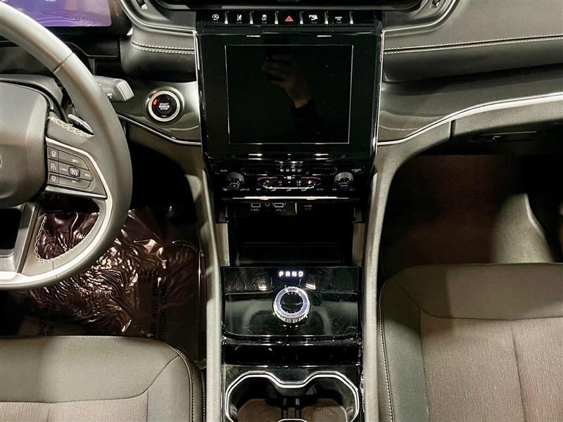 used 2023 Jeep Grand Cherokee car, priced at $27,795