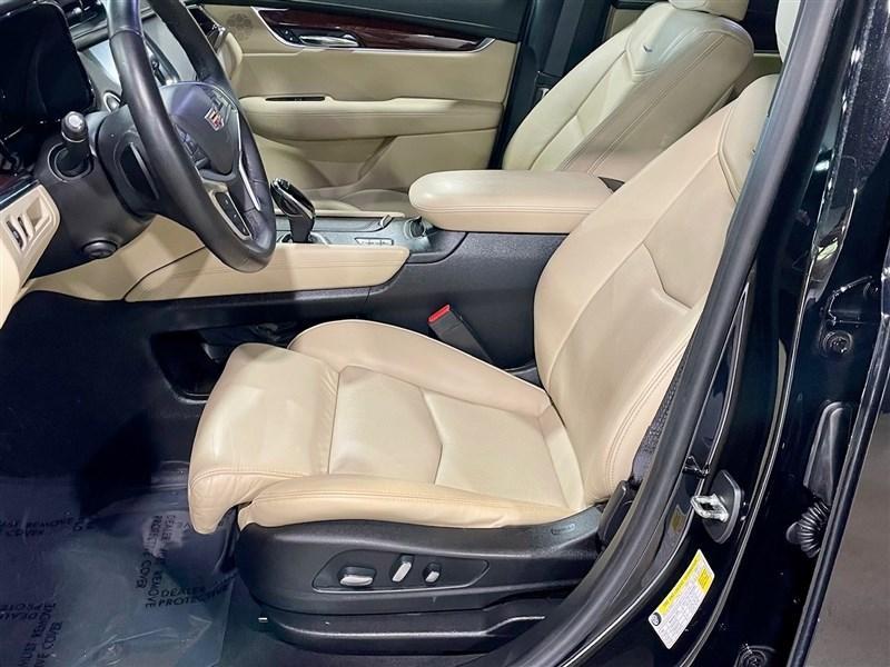 used 2017 Cadillac XT5 car, priced at $19,995