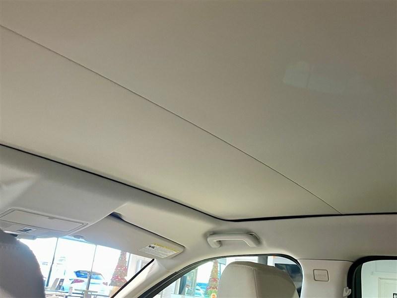 used 2020 Land Rover Discovery Sport car, priced at $23,995