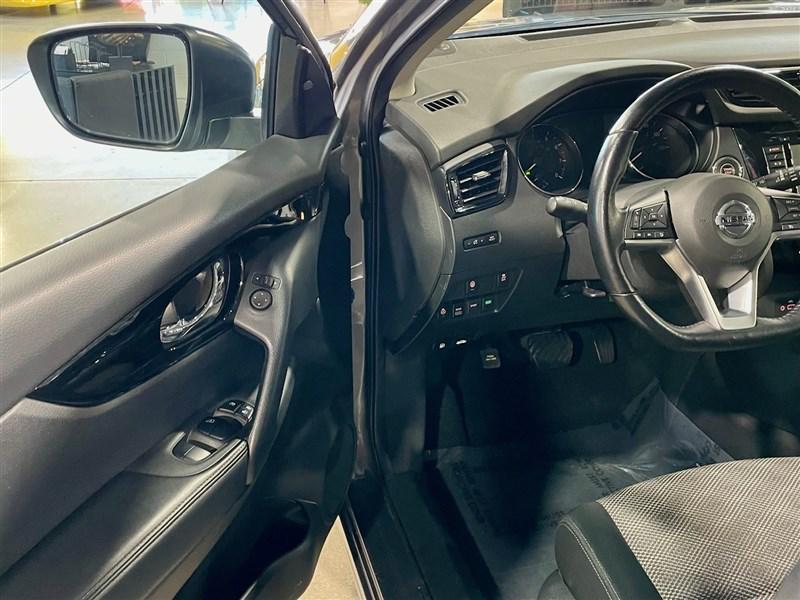 used 2021 Nissan Rogue Sport car, priced at $23,995