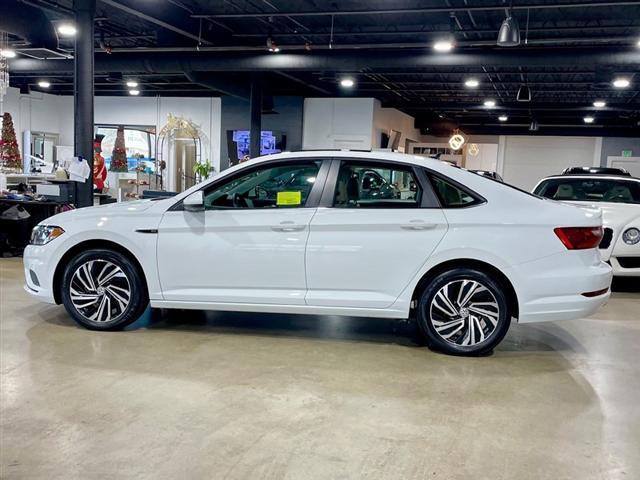 used 2021 Volkswagen Jetta car