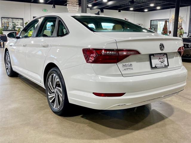 used 2021 Volkswagen Jetta car