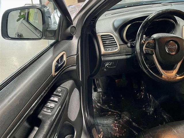 used 2015 Jeep Grand Cherokee car, priced at $11,995