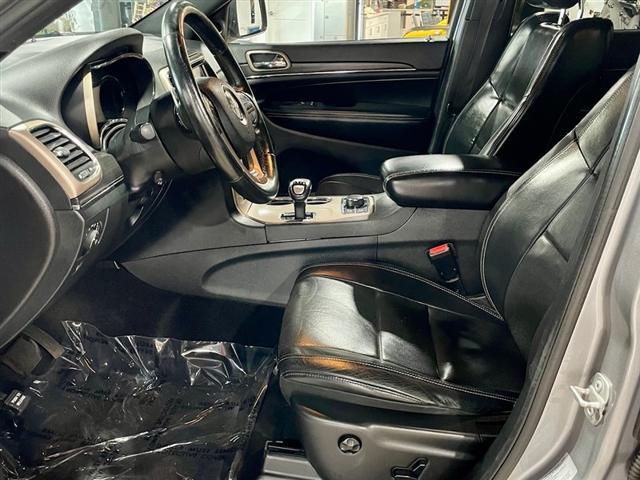 used 2015 Jeep Grand Cherokee car, priced at $11,995