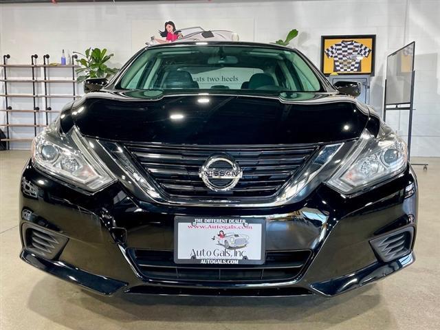 used 2018 Nissan Altima car