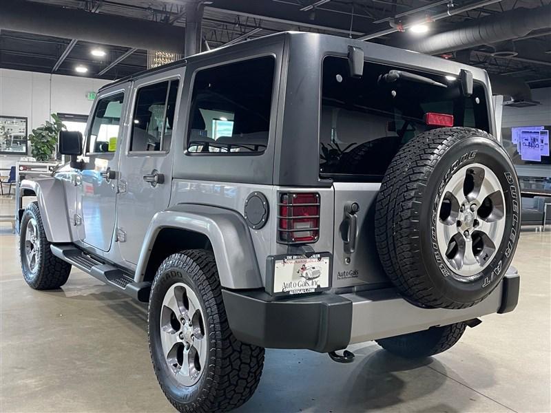 used 2016 Jeep Wrangler Unlimited car, priced at $20,995