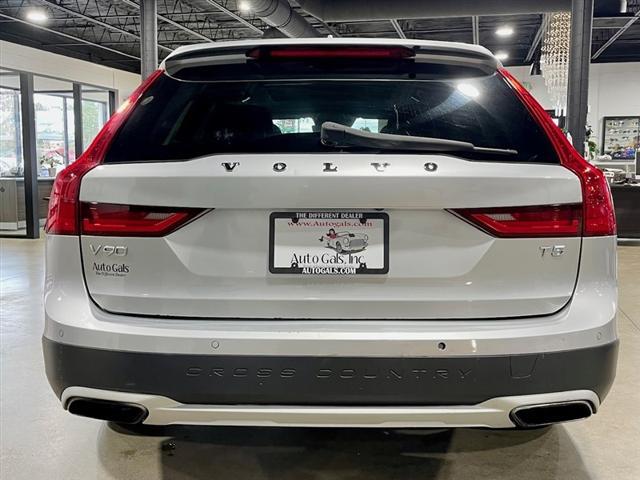 used 2018 Volvo V90 Cross Country car, priced at $23,995