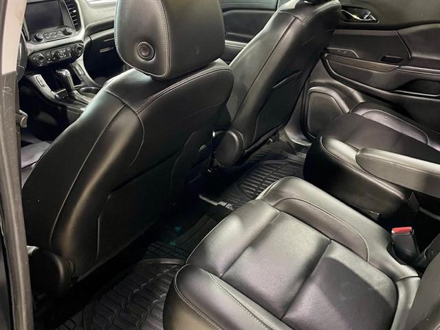 used 2019 GMC Acadia car, priced at $23,995