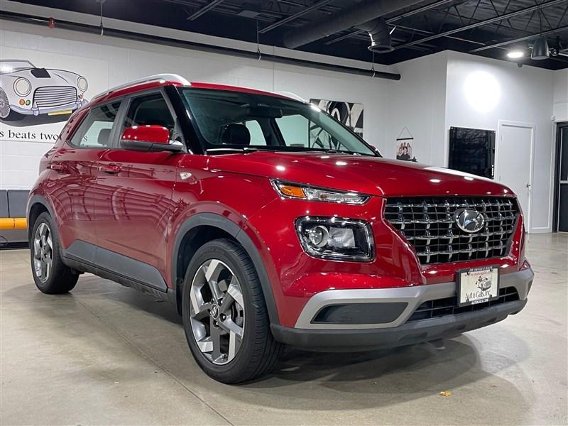 used 2024 Hyundai Venue car, priced at $22,995