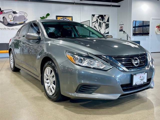 used 2017 Nissan Altima car