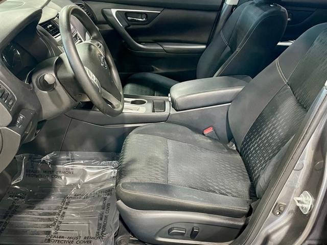 used 2017 Nissan Altima car