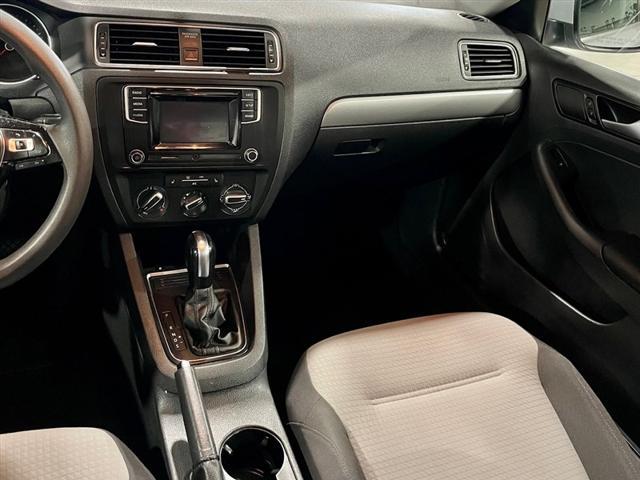 used 2017 Volkswagen Jetta car