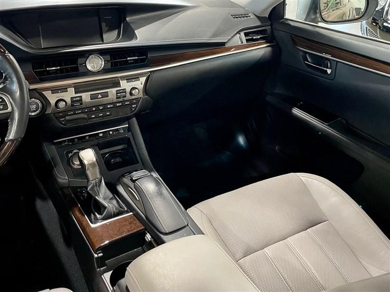 used 2018 Lexus ES 350 car, priced at $25,995