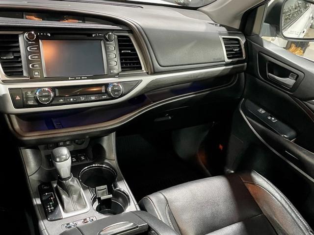 used 2017 Toyota Highlander car, priced at $27,995