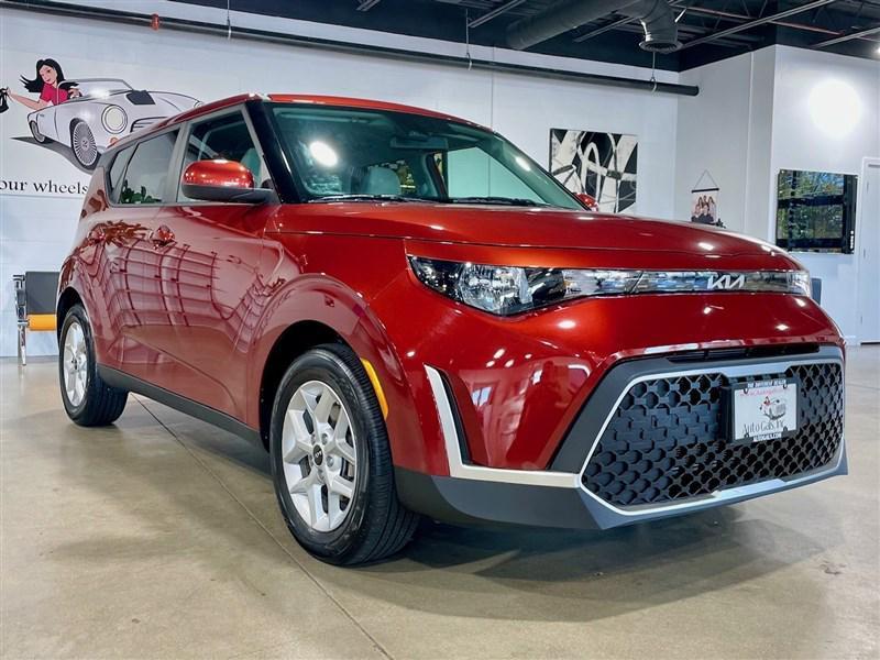 used 2023 Kia Soul car, priced at $21,995