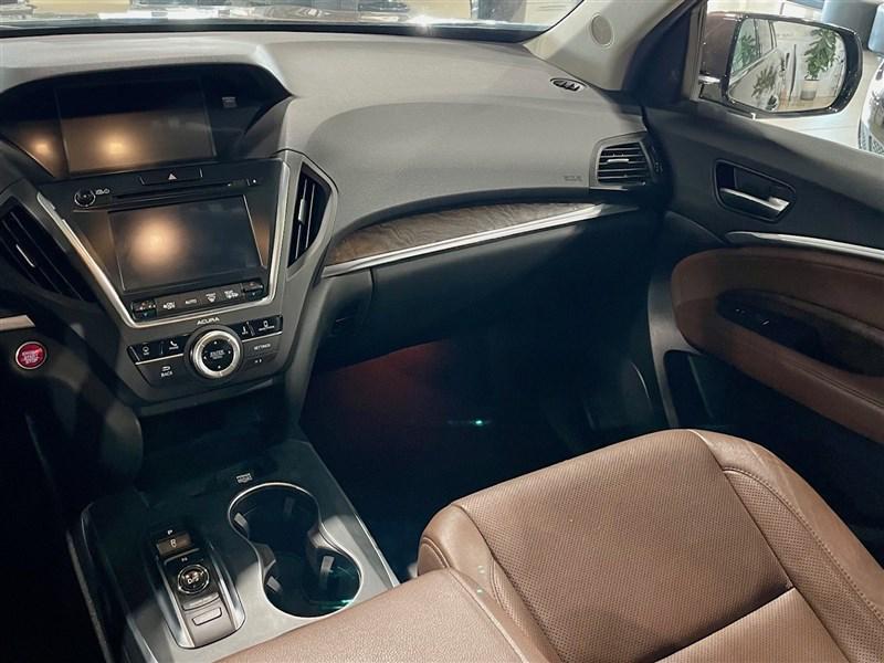 used 2019 Acura MDX car, priced at $27,595