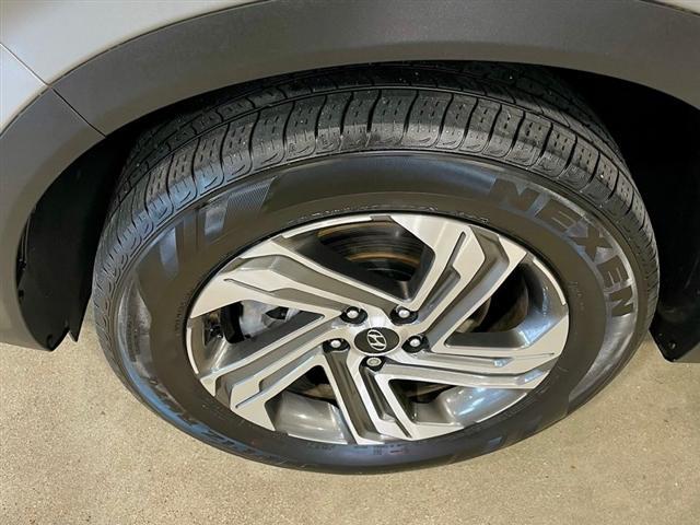 used 2022 Hyundai Santa Fe car, priced at $20,995