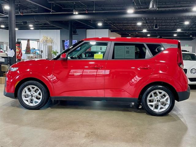 used 2022 Kia Soul car, priced at $17,995