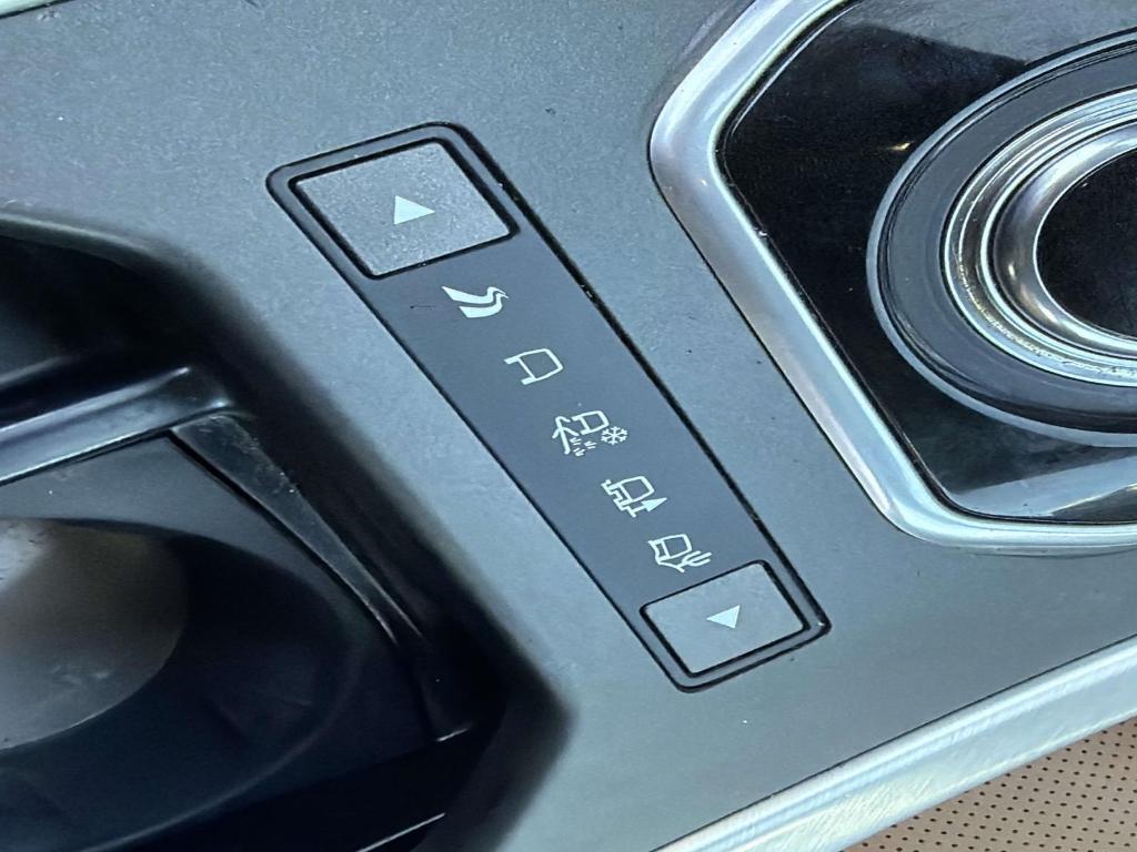 used 2017 Land Rover Range Rover Evoque car, priced at $17,295