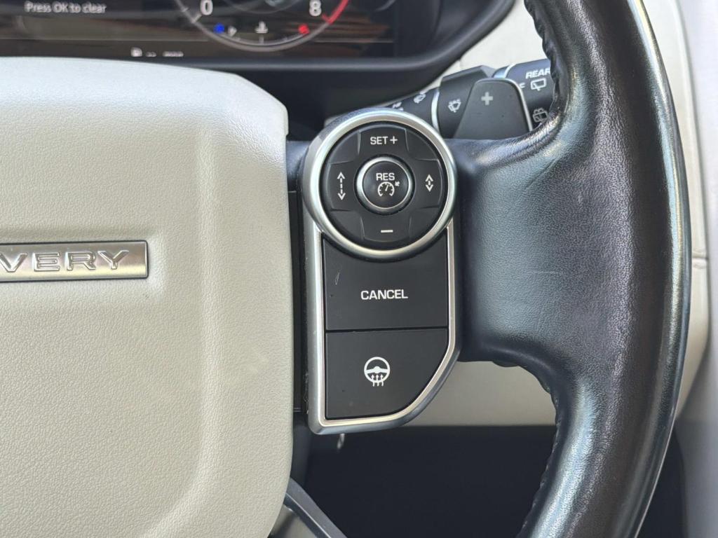 used 2018 Land Rover Discovery car, priced at $15,995