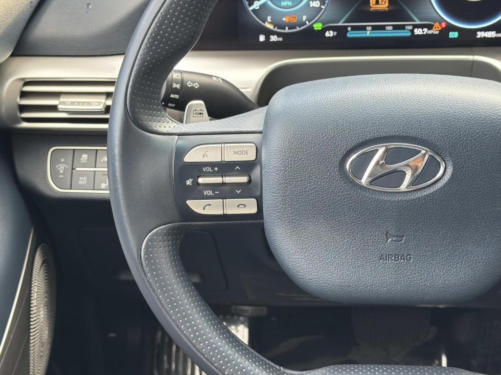 used 2022 Hyundai NEXO car, priced at $8,895