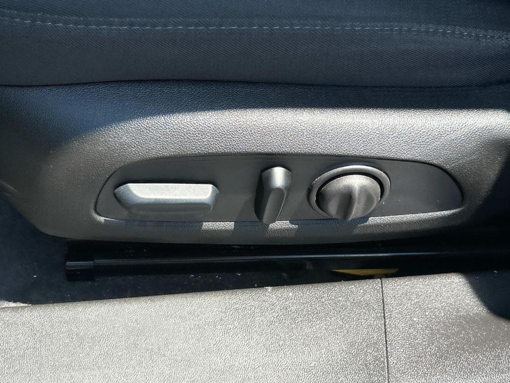 used 2023 Chevrolet Malibu car, priced at $15,995