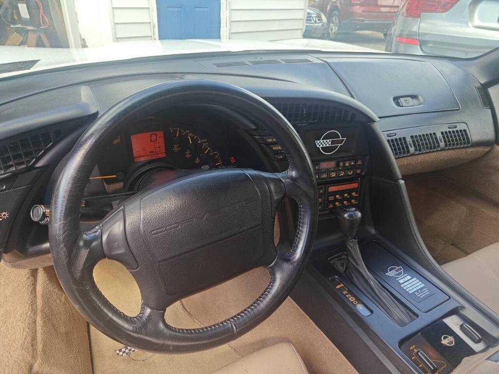 used 1992 Chevrolet Corvette car, priced at $10,500