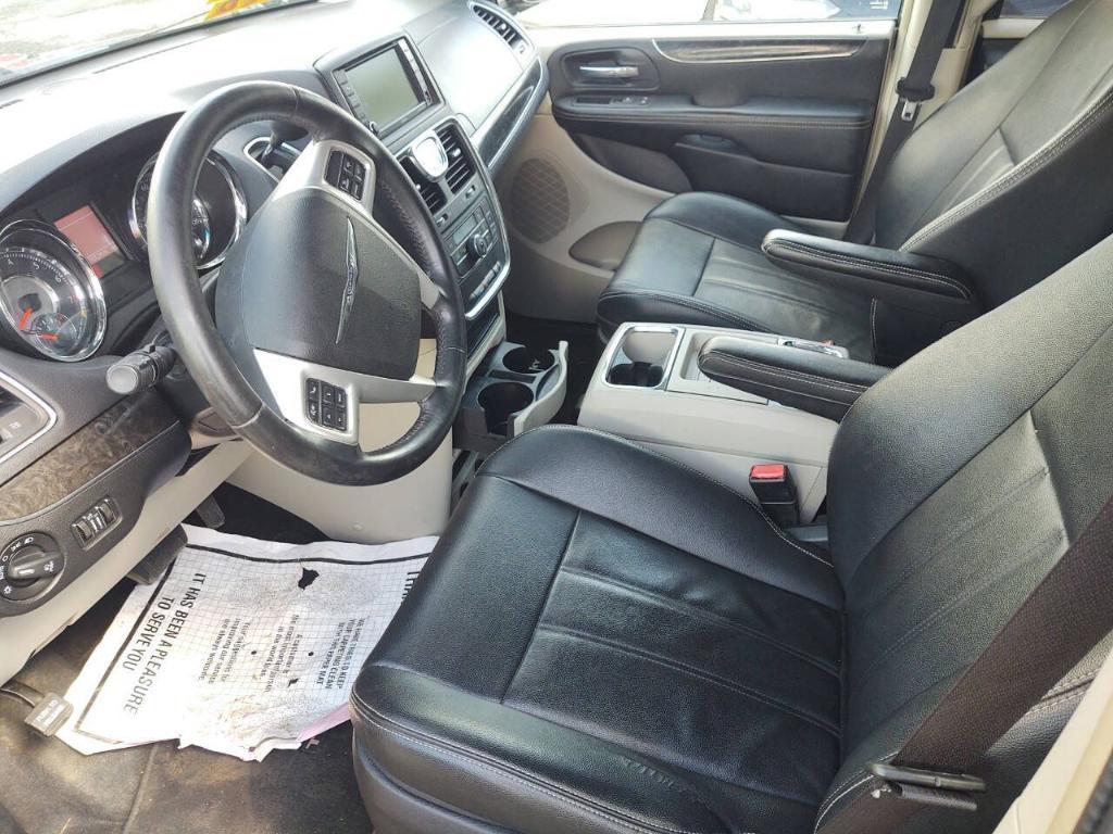 used 2014 Chrysler Town & Country car, priced at $8,995