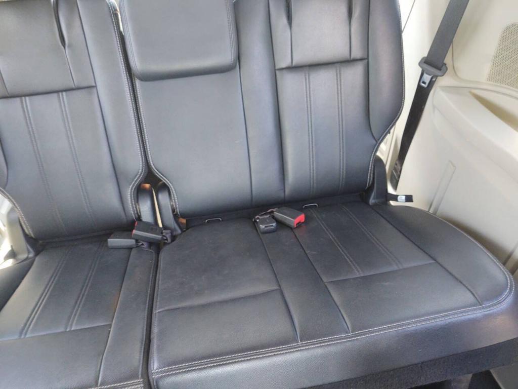 used 2014 Chrysler Town & Country car, priced at $8,995