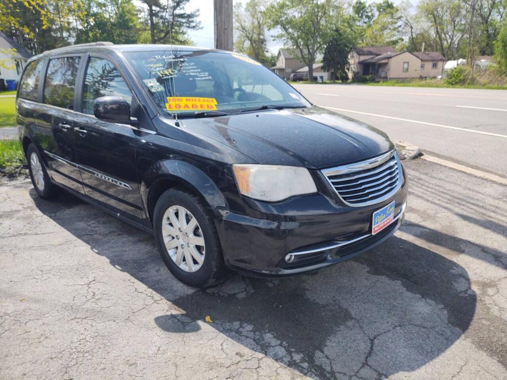 used 2014 Chrysler Town & Country car, priced at $8,995